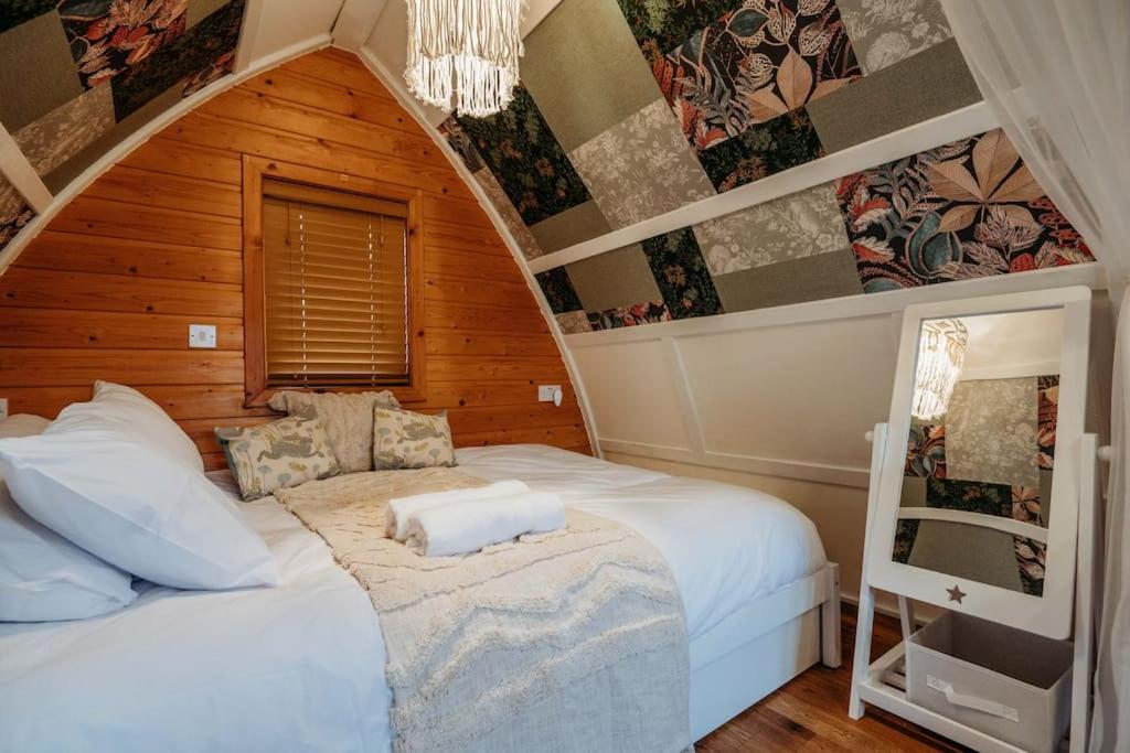 Robin Nest - Cosy Shepherd'S Hut Hideaway Callington Bagian luar foto