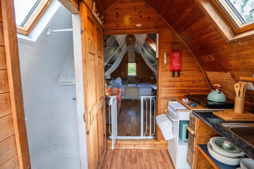 Robin Nest - Cosy Shepherd'S Hut Hideaway Callington Bagian luar foto