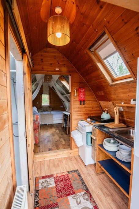 Robin Nest - Cosy Shepherd'S Hut Hideaway Callington Bagian luar foto