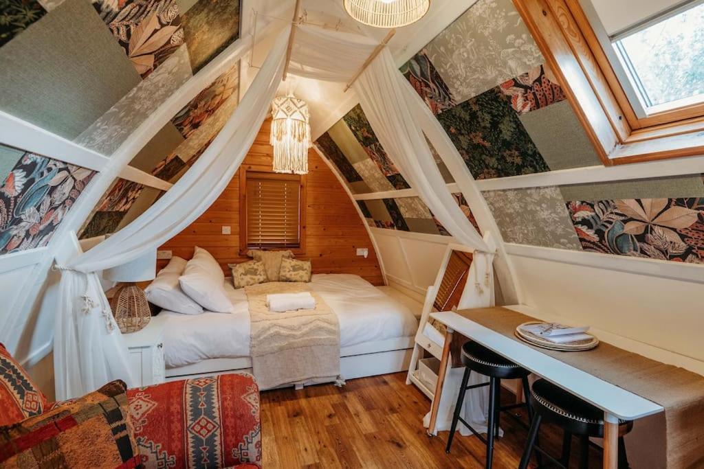 Robin Nest - Cosy Shepherd'S Hut Hideaway Callington Bagian luar foto