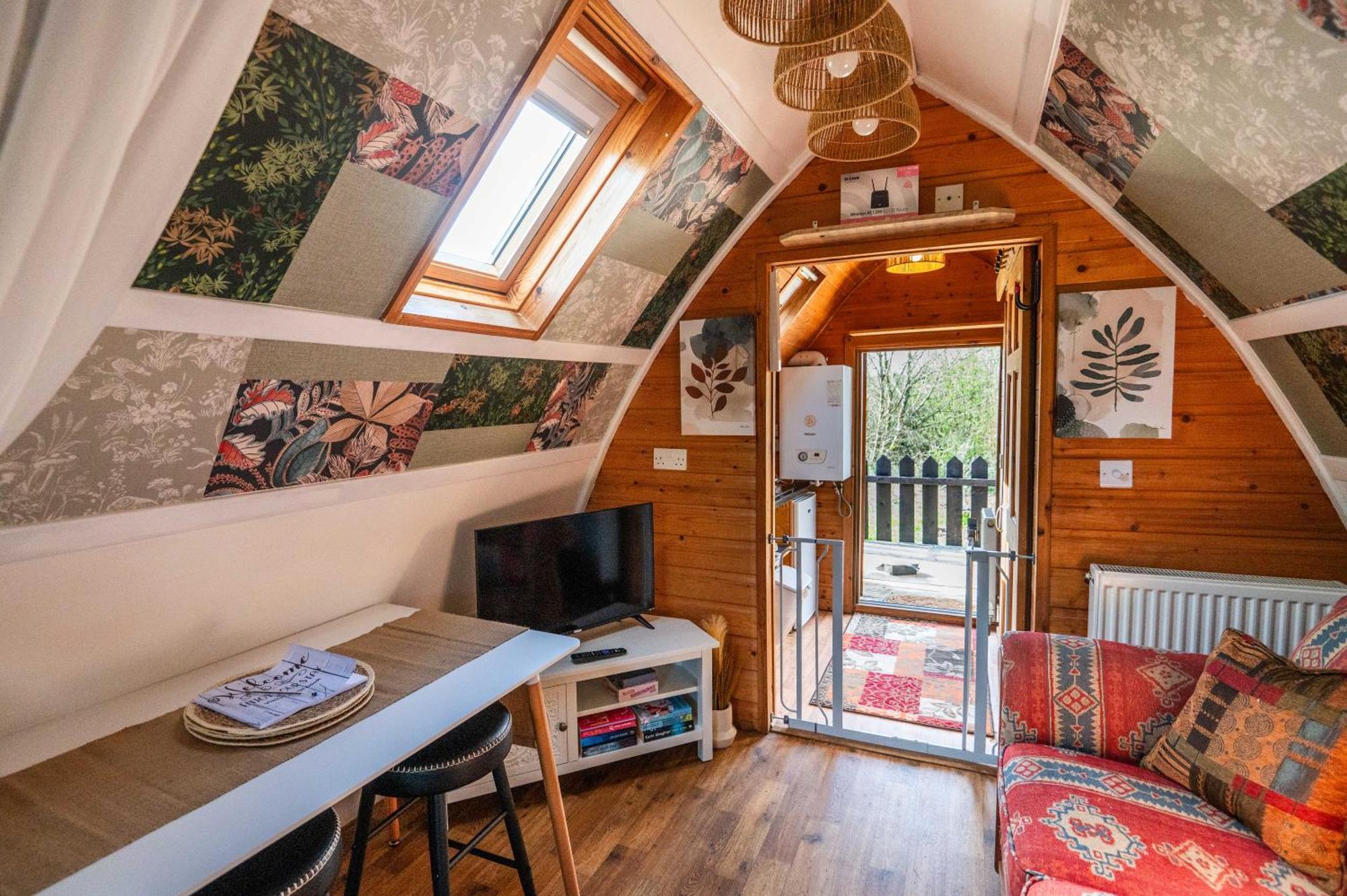 Robin Nest - Cosy Shepherd'S Hut Hideaway Callington Bagian luar foto
